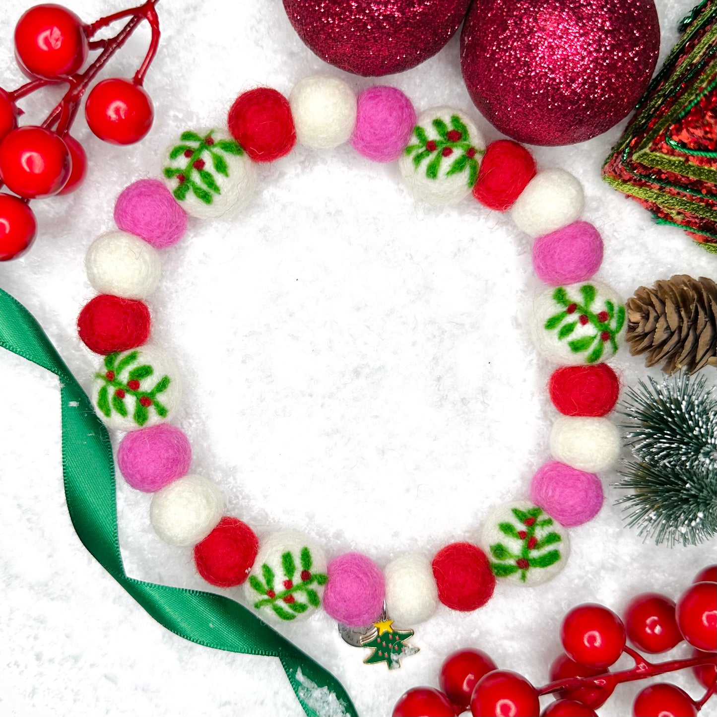 Mistletoe Kisses Christmas Pom Pom Collar