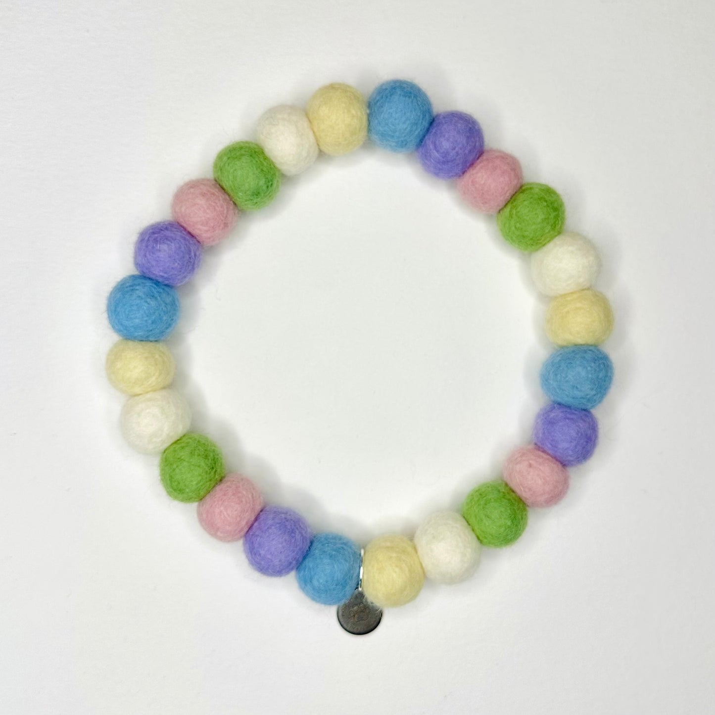 Hoppy Days Pom Pom Collar