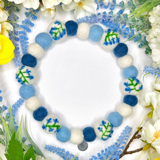 Bluebell Pom Pom Collar