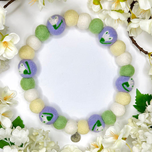 Snow Drop Pom Pom Collar